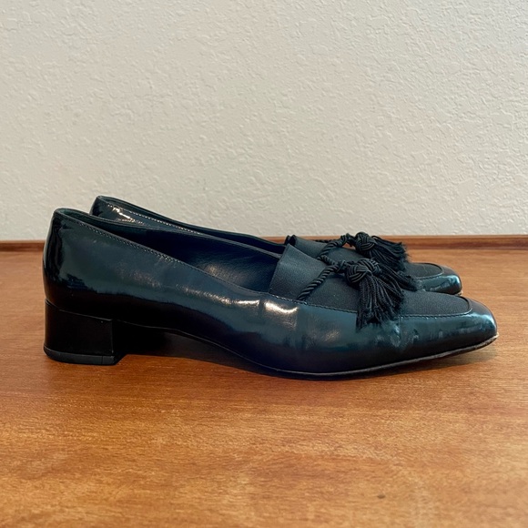 Vintage 90s Salvatore Ferragamo Tassel Loafers Black Leather Elastic Vamp Heels - Picture 2 of 14